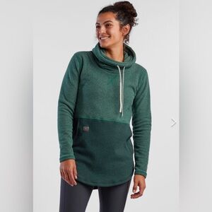 DESO Tallac Pullover size Small in Grey